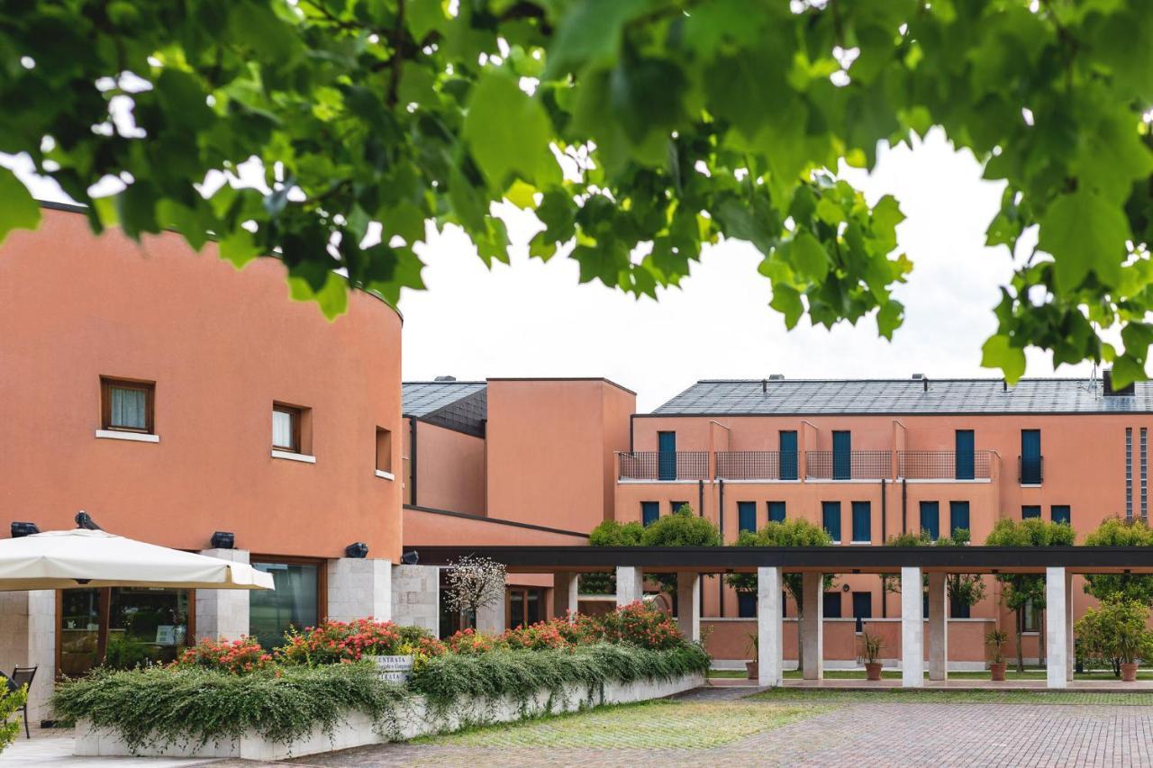 Hotel Crystal Preganziol Exterior photo